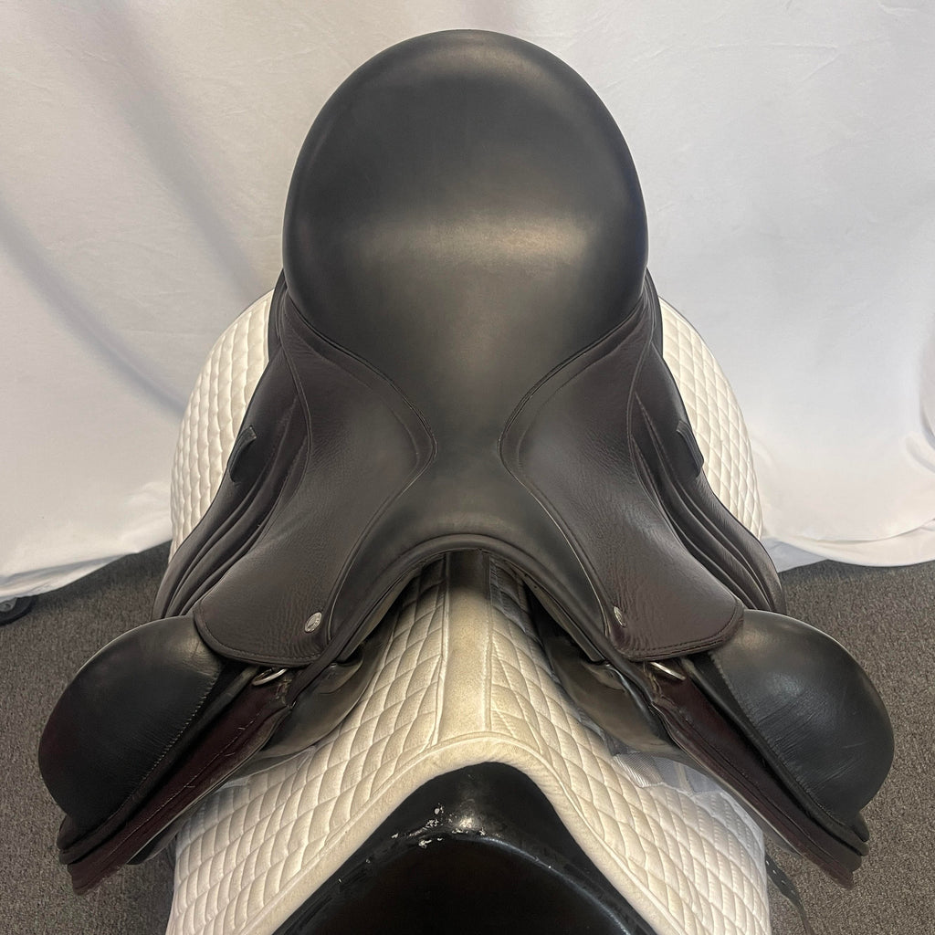 Used Schleese Let's Dance 17.5" Dressage Saddle