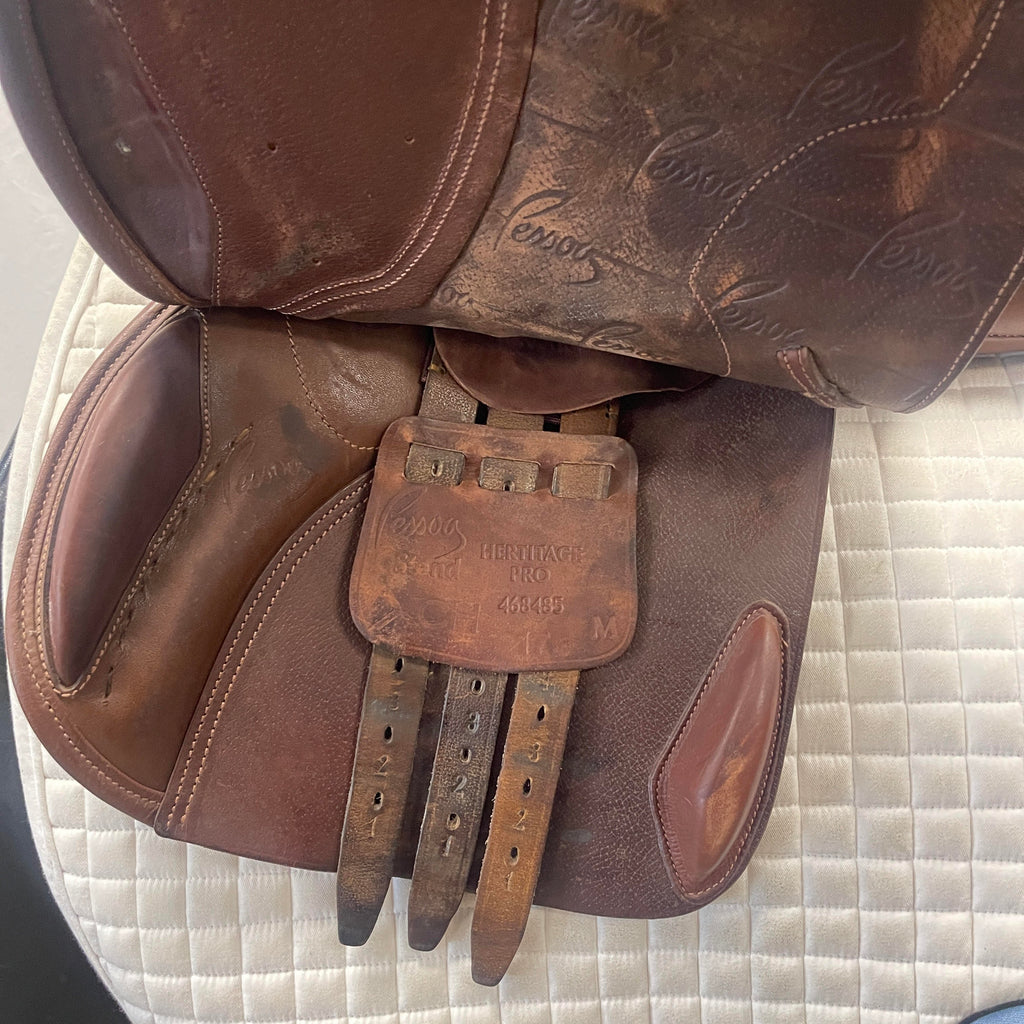 HOLD: Used Pessoa Heritage Pro 17" Jump Saddle