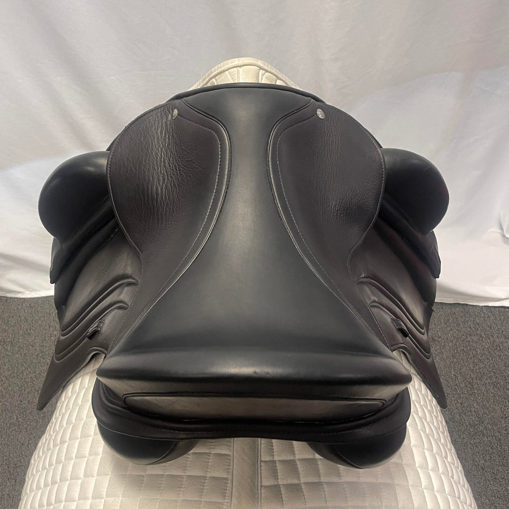 Used Schleese Let's Dance 17.5" Dressage Saddle