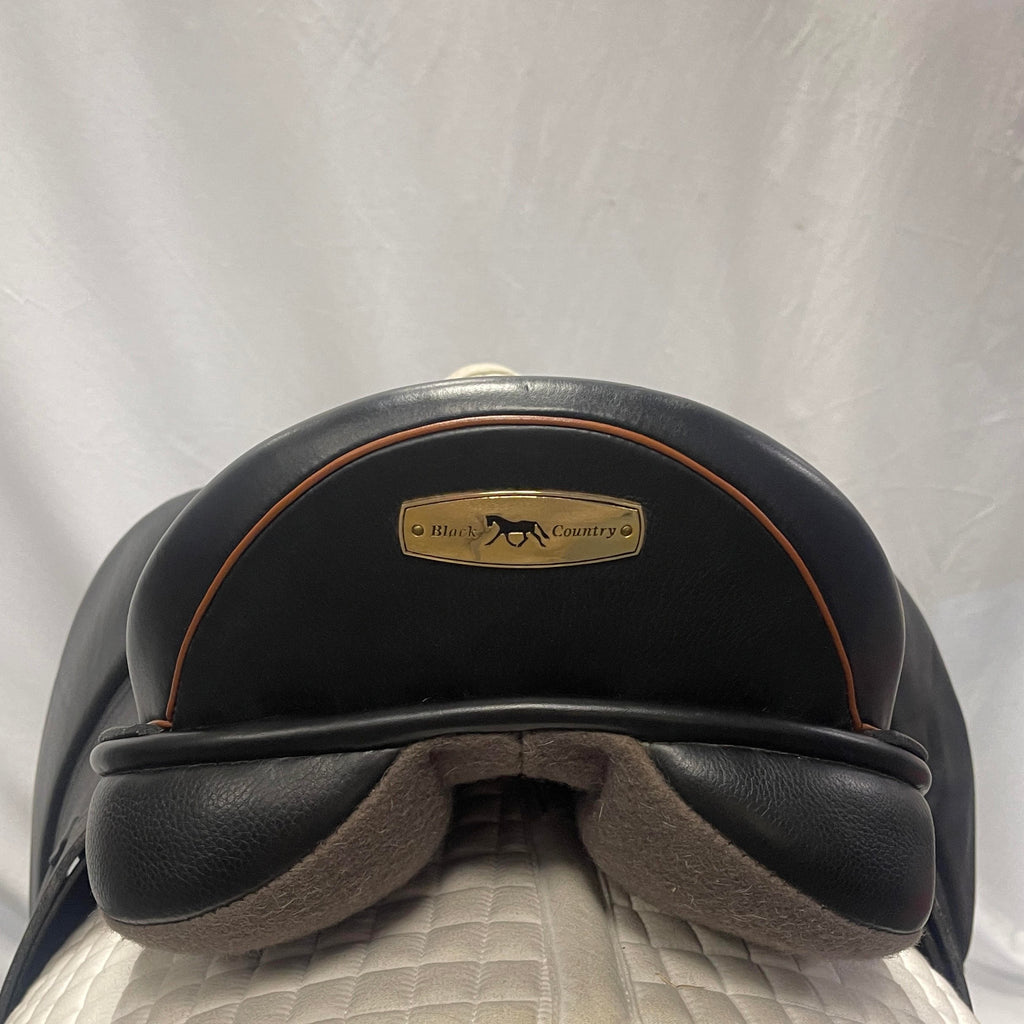 Used Black Country Eloquence 17.5" Dressage Saddle