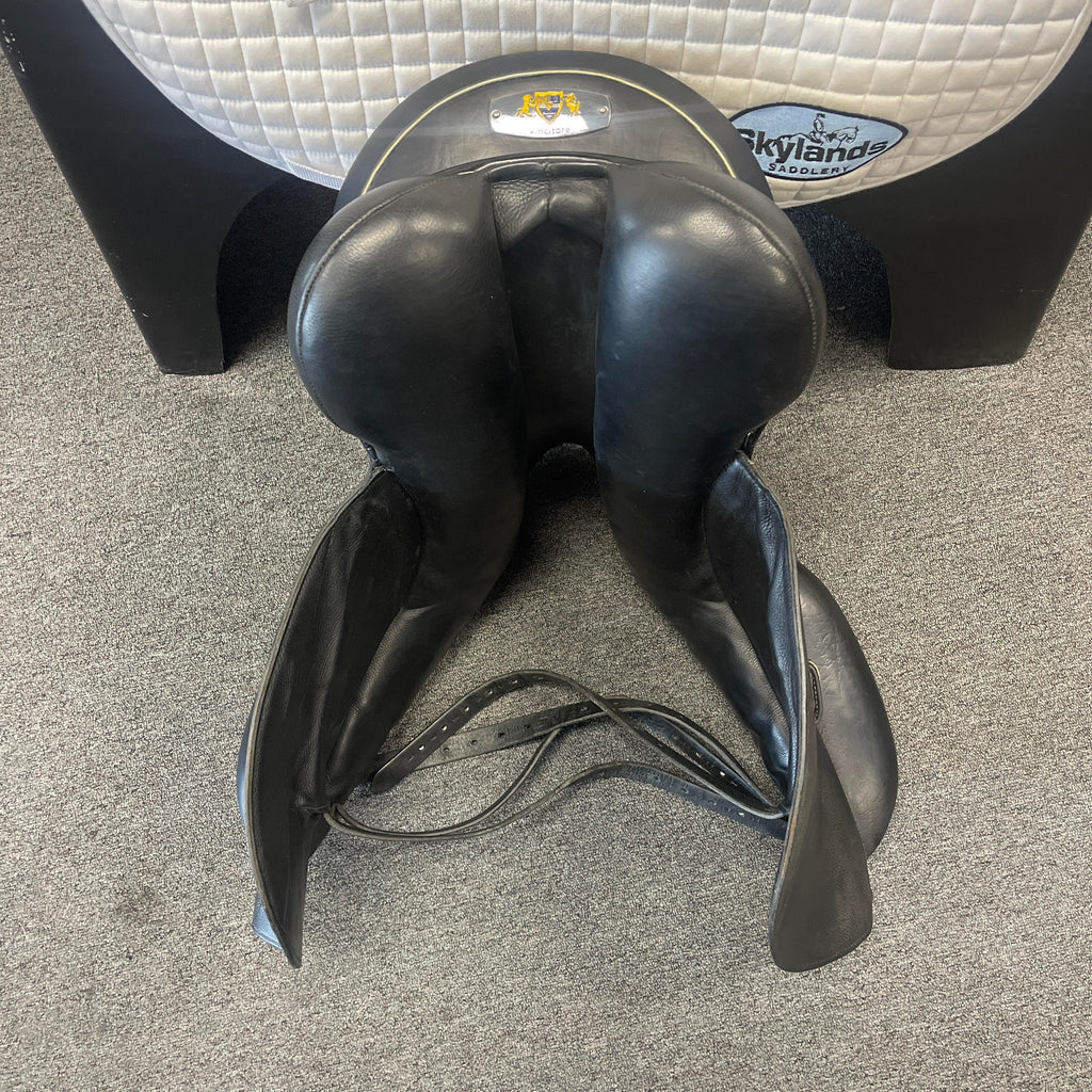Used N2 Vincitore 18" Dressage Saddle