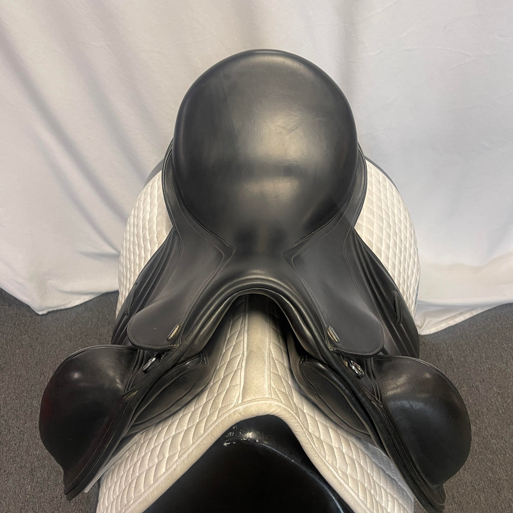 Used PDS Carl Hester Delicato 17" Dressage Saddle