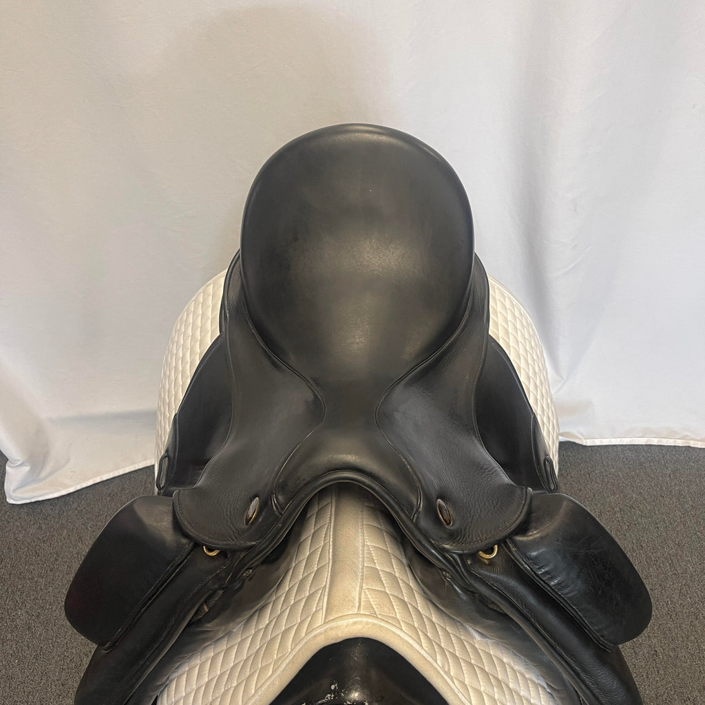 HOLD: Used Hennig MFT 16.5"-17" Dressage Saddle