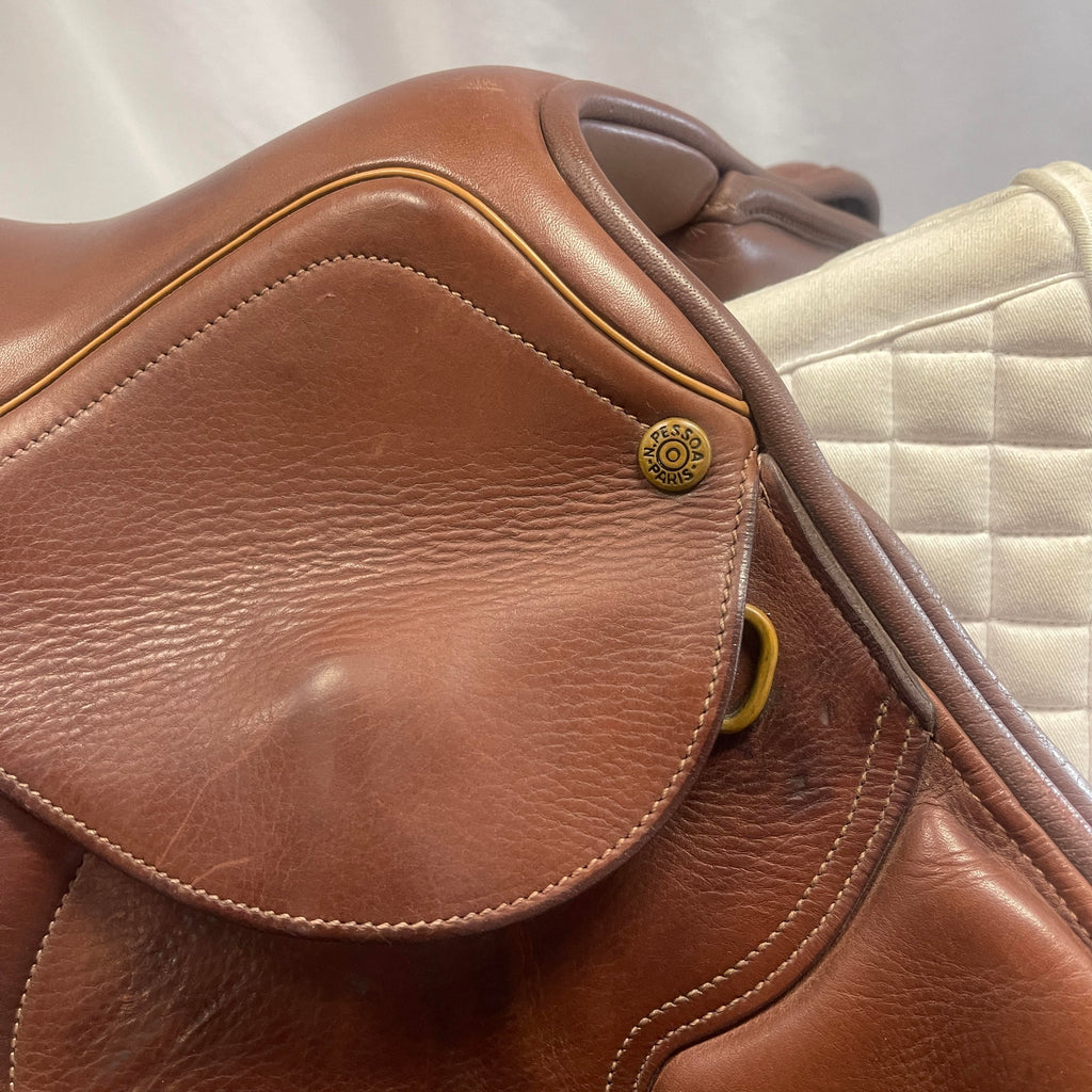 HOLD: Used Pessoa Heritage Pro 17" Jump Saddle
