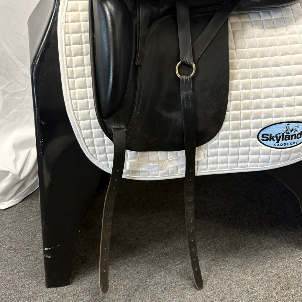 Used Custom Saddlery Revolution 17" Dressage Saddle
