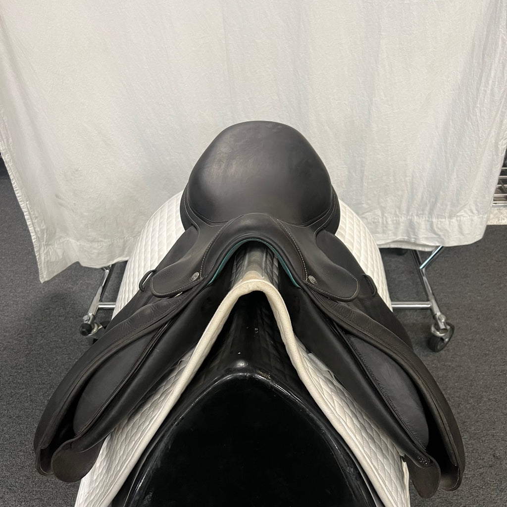 Used Voltaire Palm Beach 17.5" Jump Saddle