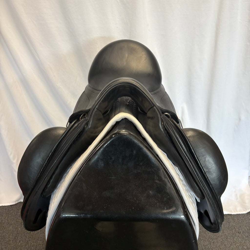Used Schleese Quartet 17.5" Dressage Saddle