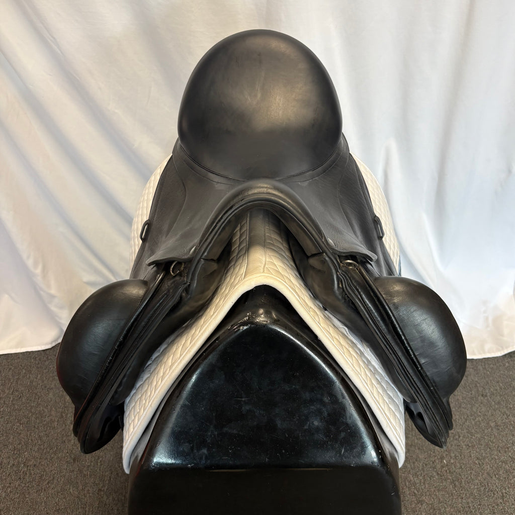 Used Schleese Quartet 17.5" Dressage Saddle