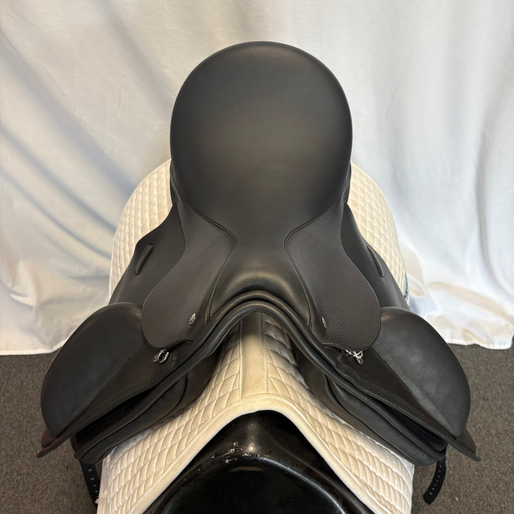 Demo Custom Signature Wolfgang Solo 17" Dressage Saddle