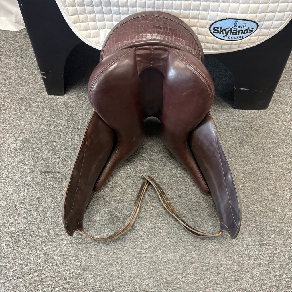 Used Fichtbauer Paura KCR 17.5" Monoflap Dressage Saddle