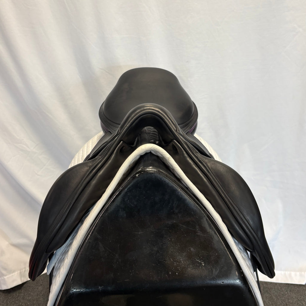 Used Amerigo HC Largo Jump Saddle 18"