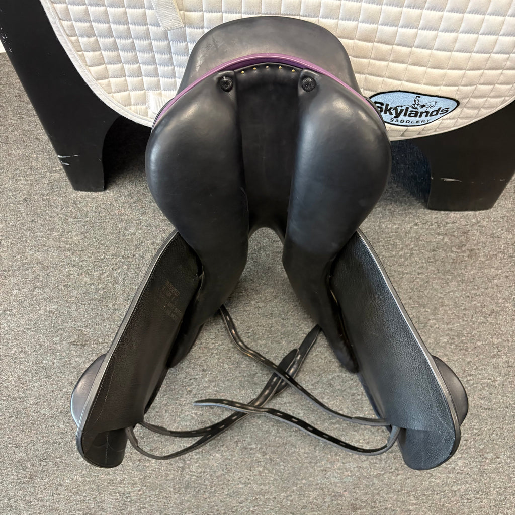 Used Amerigo HC Largo Jump Saddle 18"