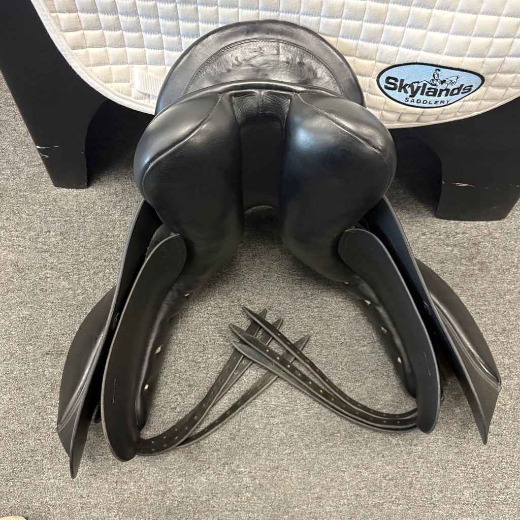 Used Anky 17.5" Dressage Saddle