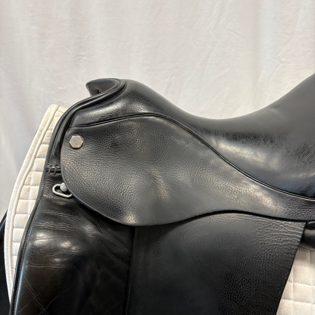 Used Albion Platinum Ultima 17.5" Dressage Saddle
