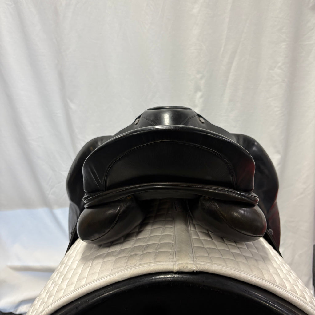 Used Albion Platinum Ultima 17.5" Dressage Saddle
