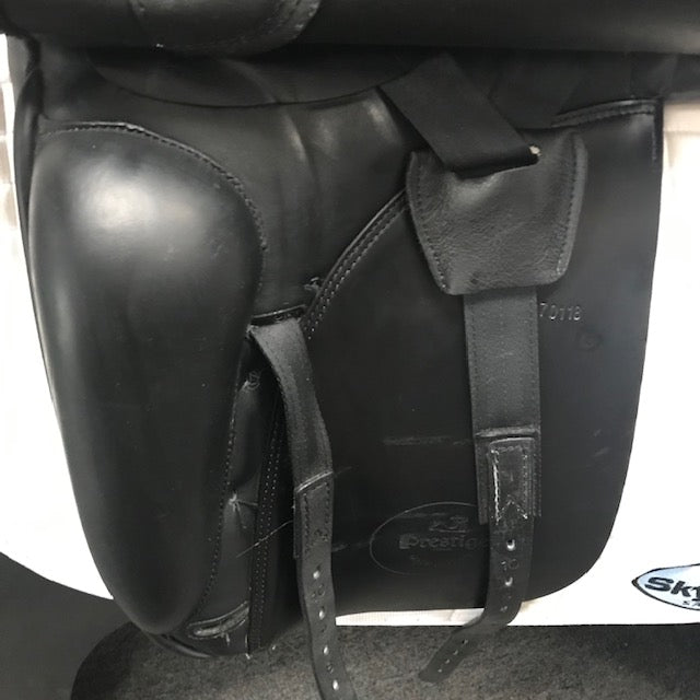 Used Prestige Top Dressage 18" Dressage Saddle