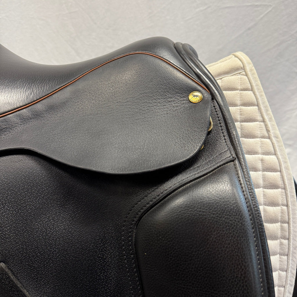 Used Black Country Eloquence 17.5" Dressage Saddle