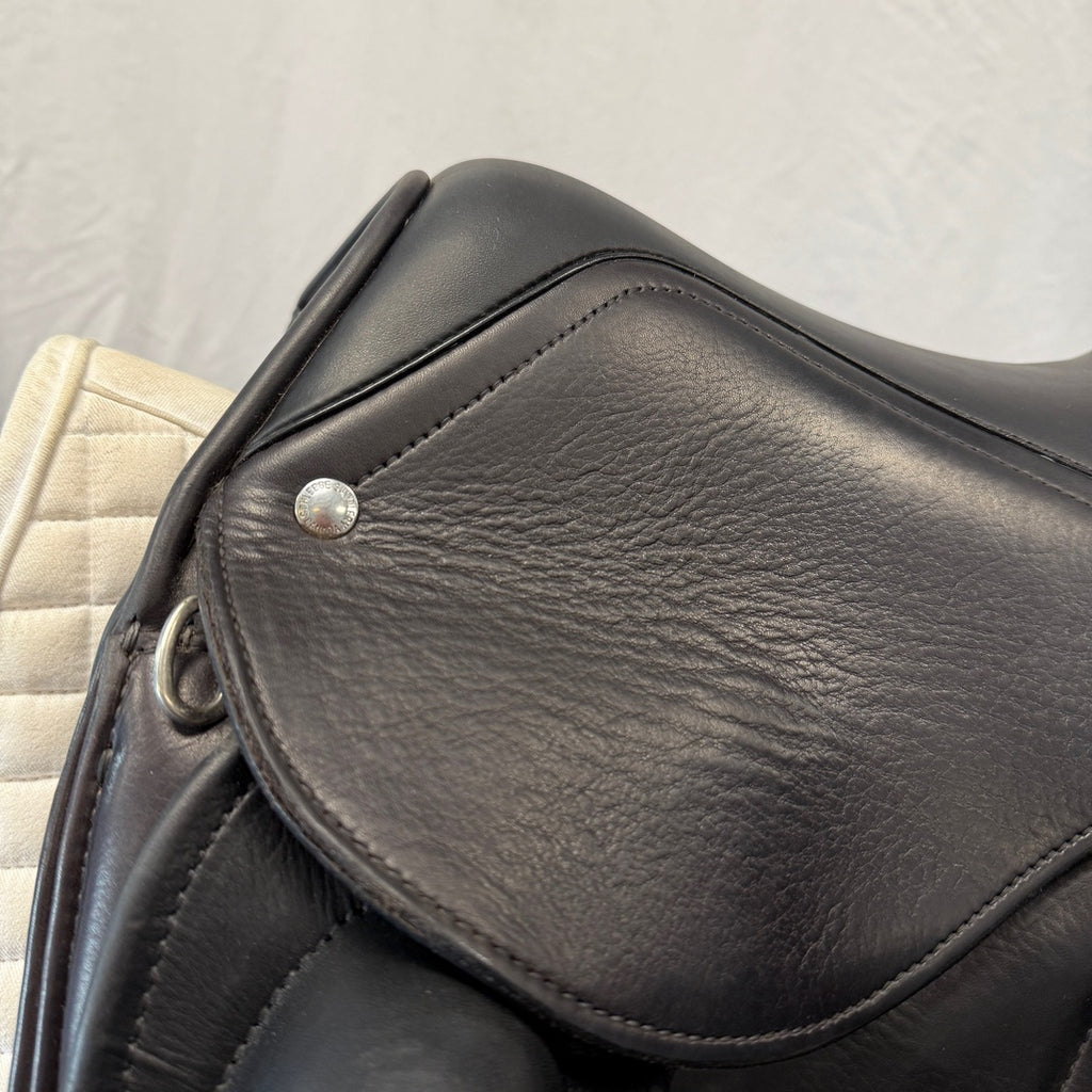 Used Schleese Let's Dance 17.5" Dressage Saddle
