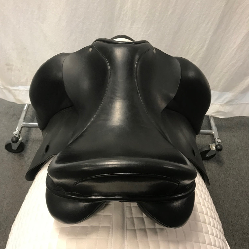 Used Custom Saddlery Steffen's Advantage 17.5" Dressage Saddle