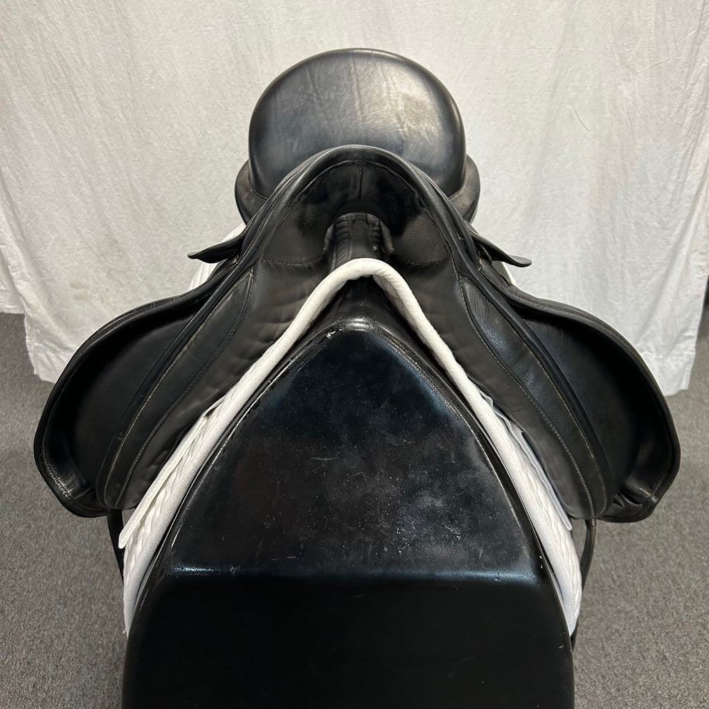 HOLD: Used Trilogy Amadeo Elite 17.5" Dressage Saddle