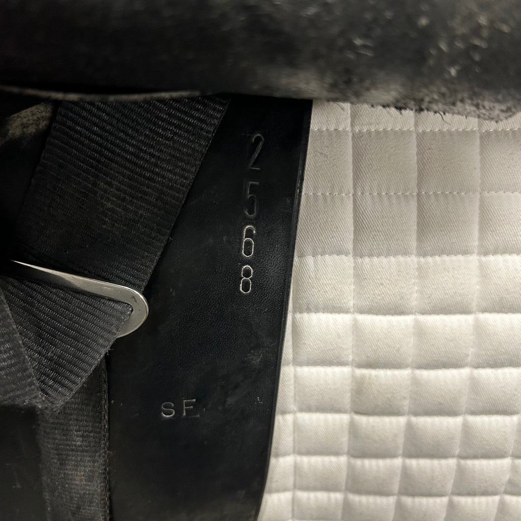 HOLD: Used Trilogy Amadeo Elite 17.5" Dressage Saddle