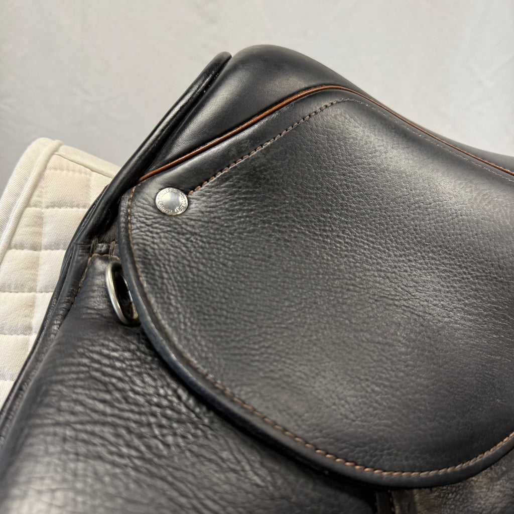 HOLD: Used Schleese ProLight Plus 18" Dressage Saddle