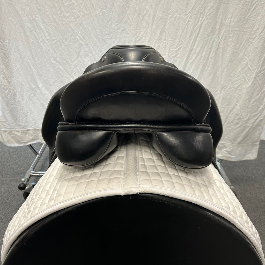HOLD: Used Trilogy Amadeo Elite 18" Dressage Saddle