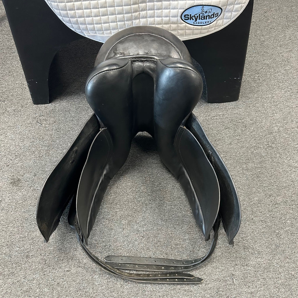 HOLD: Used Trilogy Amadeo Elite 18" Dressage Saddle