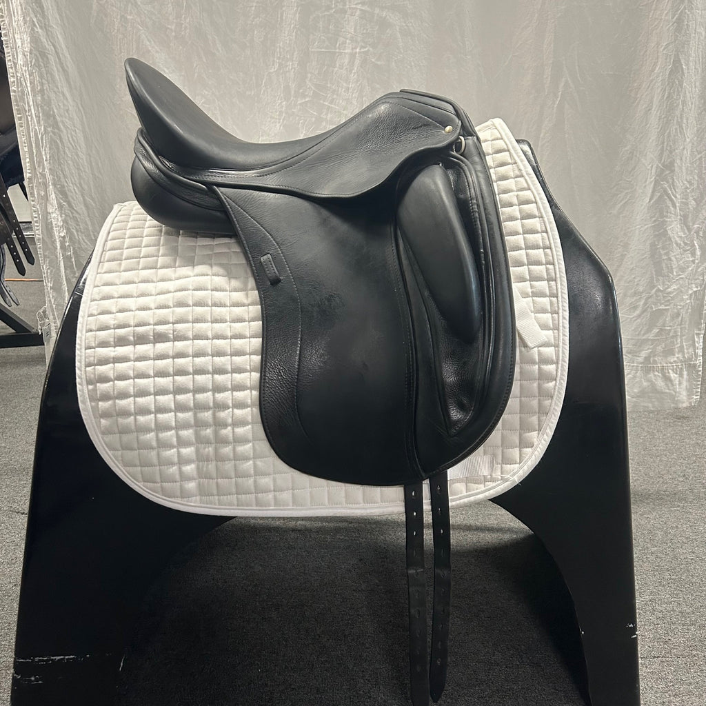 HOLD: Used Schleese Triumph Plus 17.5" Dressage Saddle