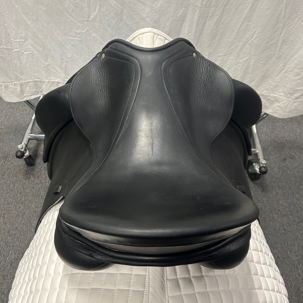 HOLD: Used Schleese Triumph Plus 17.5" Dressage Saddle
