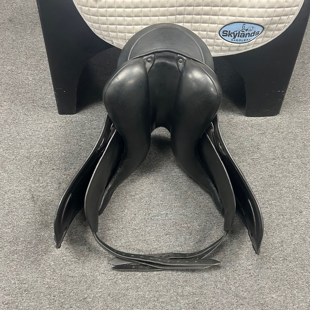 HOLD: Used Schleese Triumph Plus 17.5" Dressage Saddle