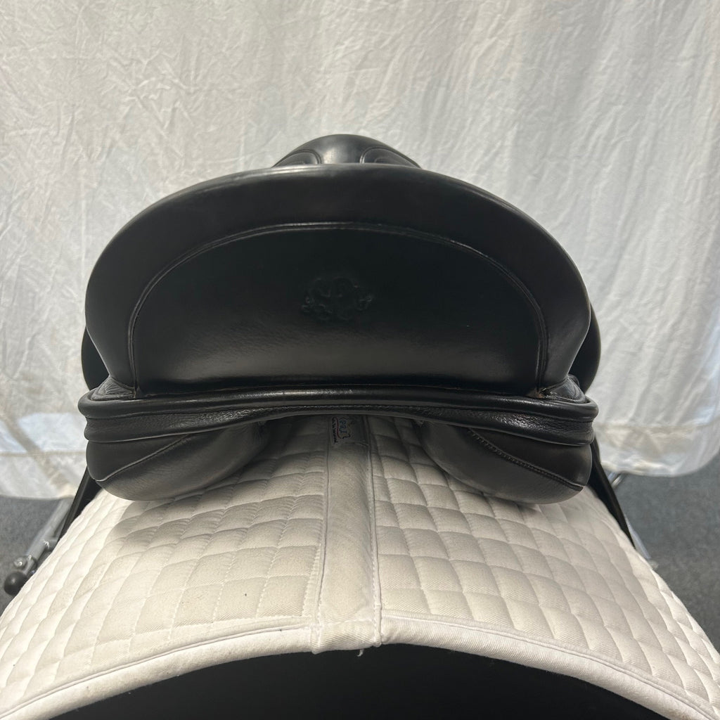 HOLD: Used Schleese Obrigado 17.5" Dressage Saddle