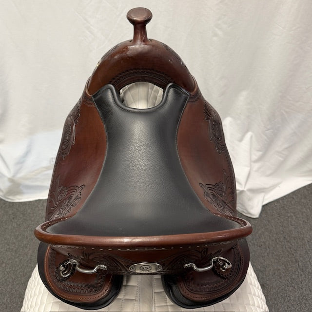 HOLD: Used DP Saddlery Size 3 Quantum Short & Light Western Saddle