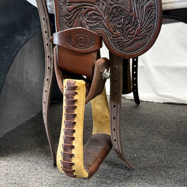 HOLD: Used DP Saddlery Size 3 Quantum Short & Light Western Saddle