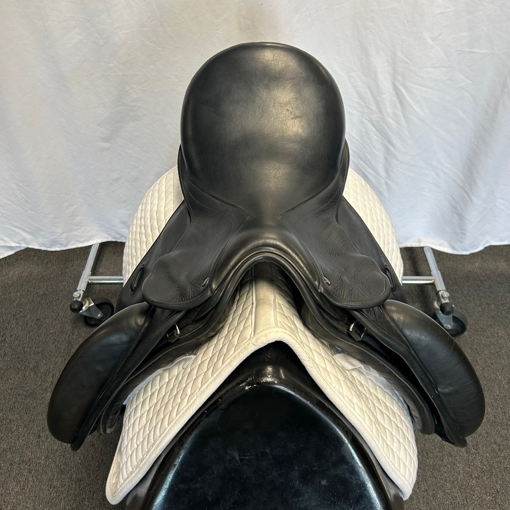 Used County Perfection 17.5" Dressage Saddle