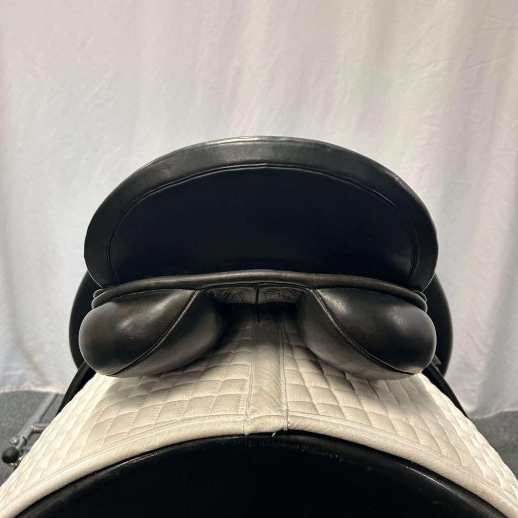 Used County Perfection 17.5" Dressage Saddle