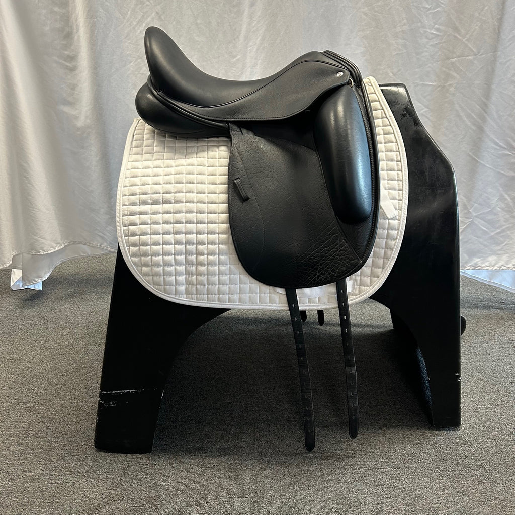 Used Custom Icon Flight 17" Monoflap Dressage Saddle