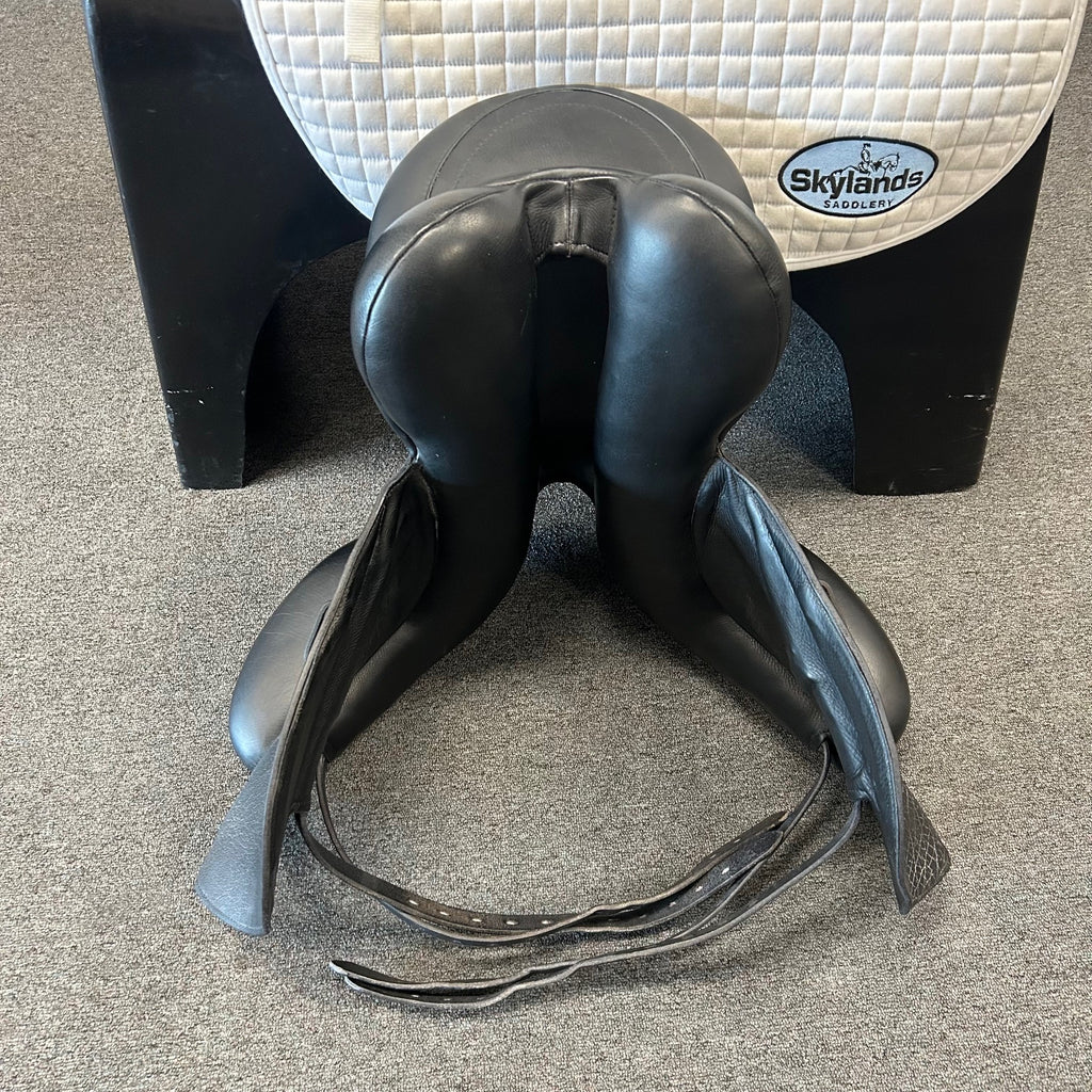 Used Custom Icon Flight 17" Monoflap Dressage Saddle
