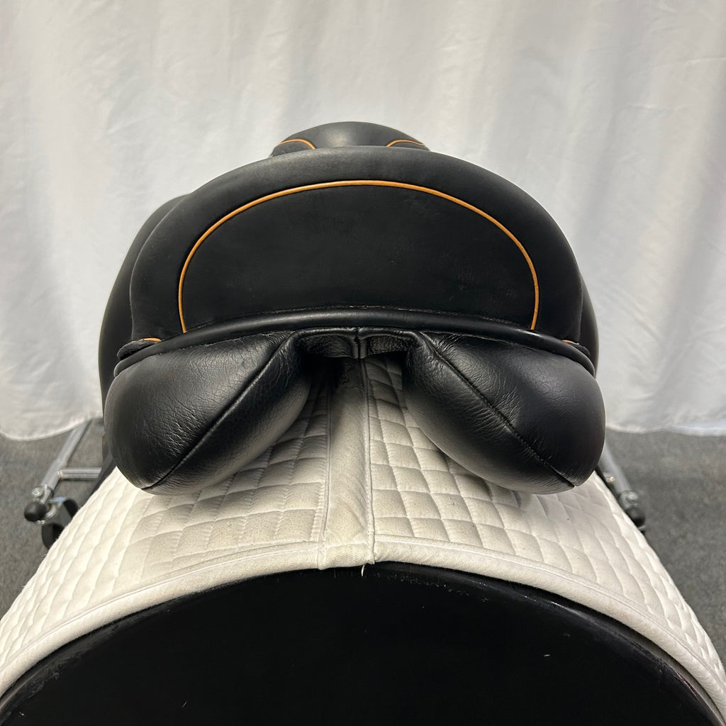 HOLD: Demo Custom Saddlery Steffen's Advantage 17.5" Dressage Saddle