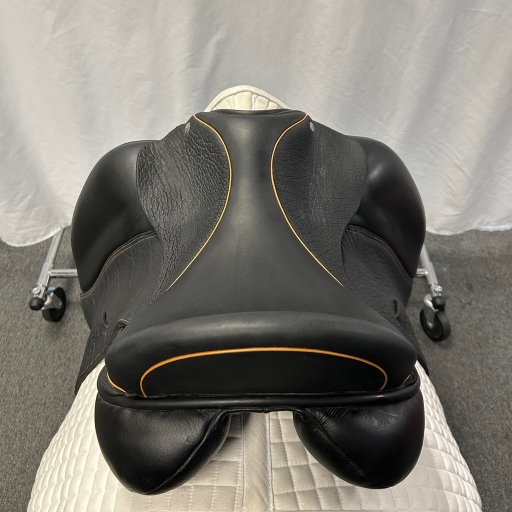 HOLD: Demo Custom Saddlery Steffen's Advantage 17.5" Dressage Saddle