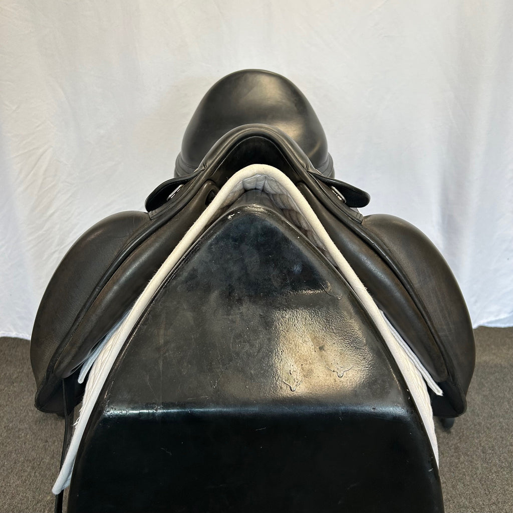 Used Equipe Emporio 17" Monoflap Dressage Saddle