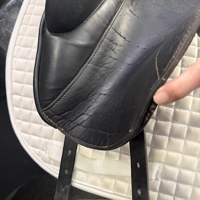 Used Custom Icon Flight 17" Monoflap Dressage Saddle