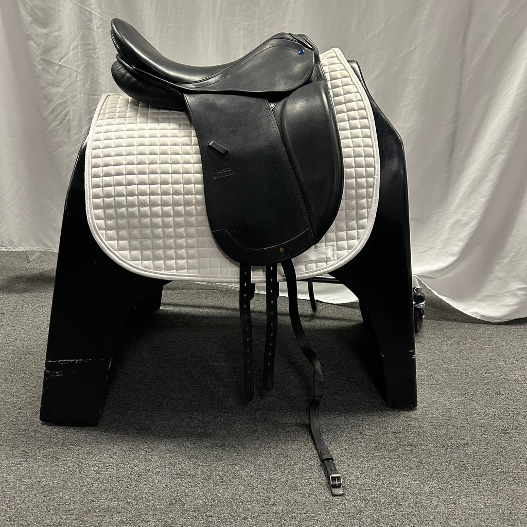 Used Stubben Genesis Special 17.5"Dressage Saddle