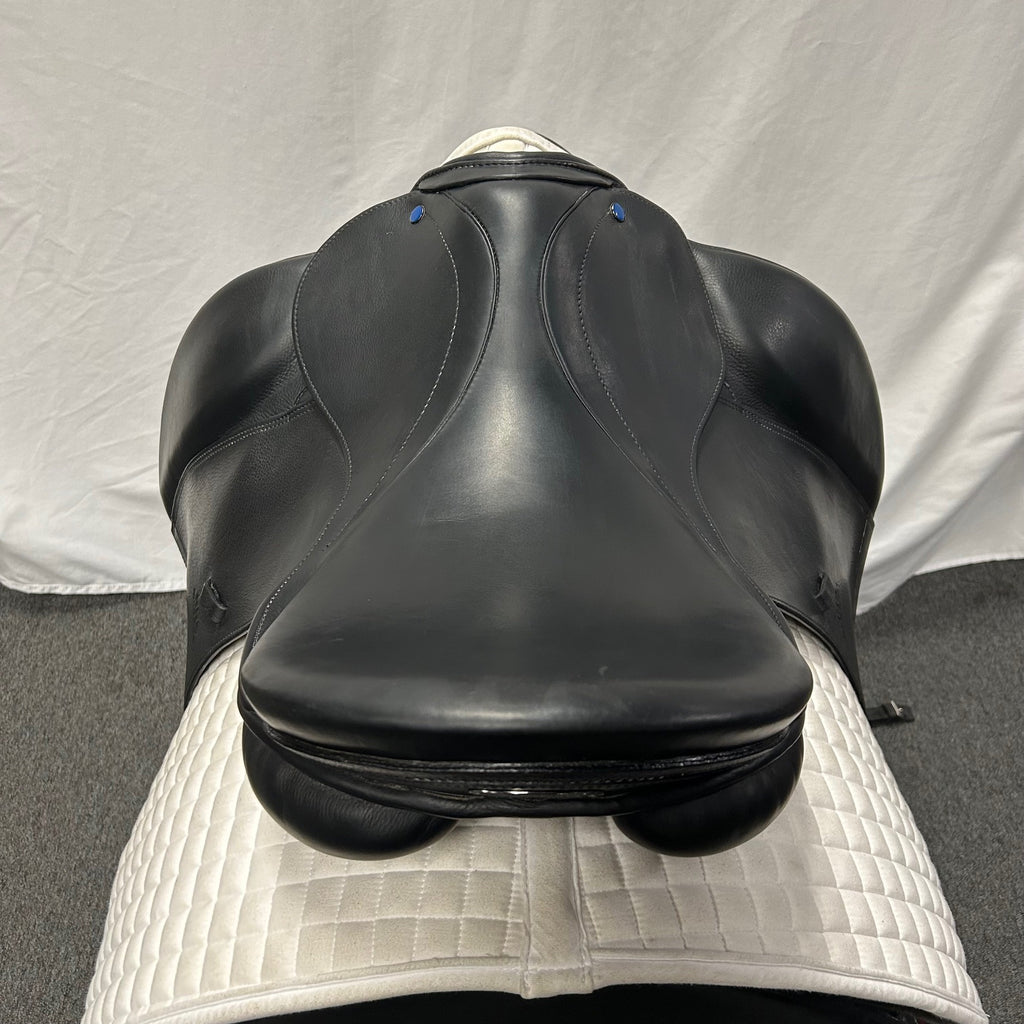 Used Stubben Genesis Special 17.5"Dressage Saddle