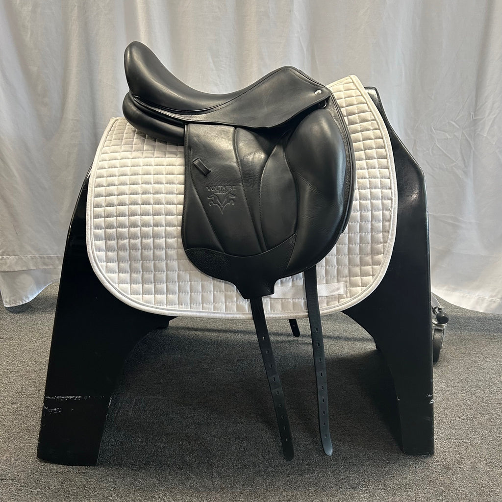 Used Voltaire Adelaide 17" Monoflap Dressage Saddle