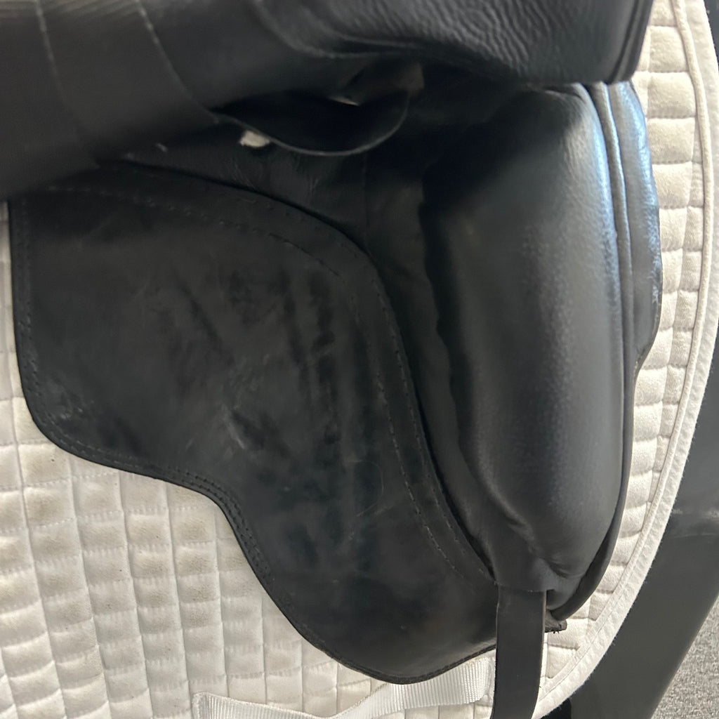 HOLD: Used JRD 17.5" Dressage Saddle