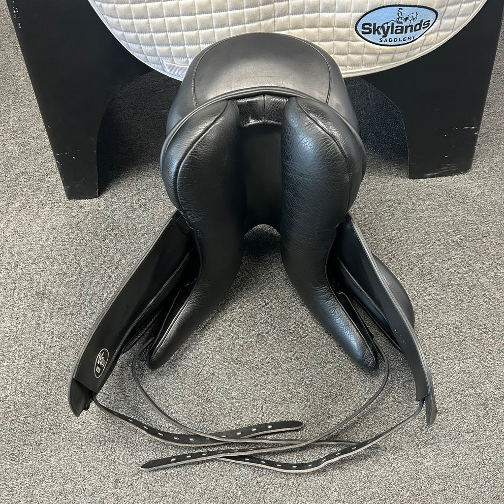 HOLD: Used Custom Signature Wolfgang Solo MKII 17" Dressage Saddle