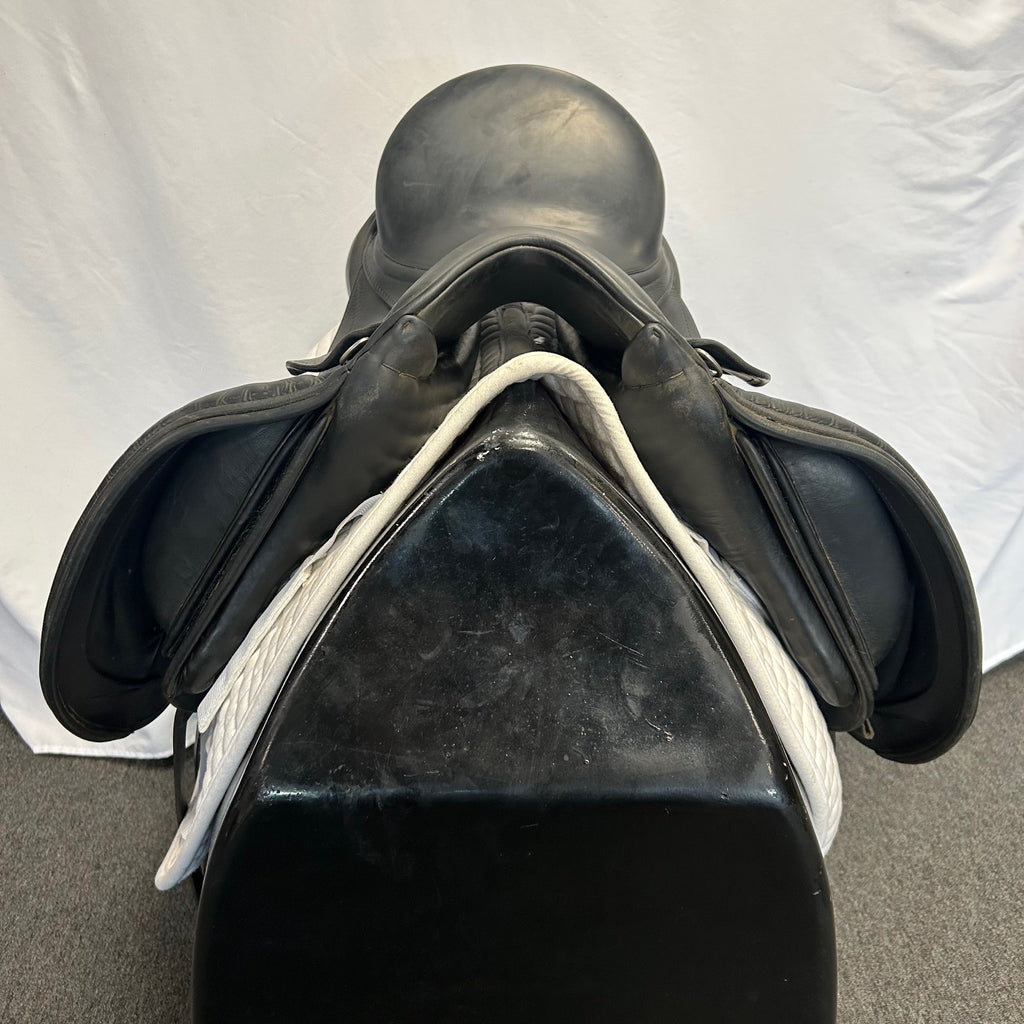 Used Schleese Triumph 17.5" Dressage Saddle