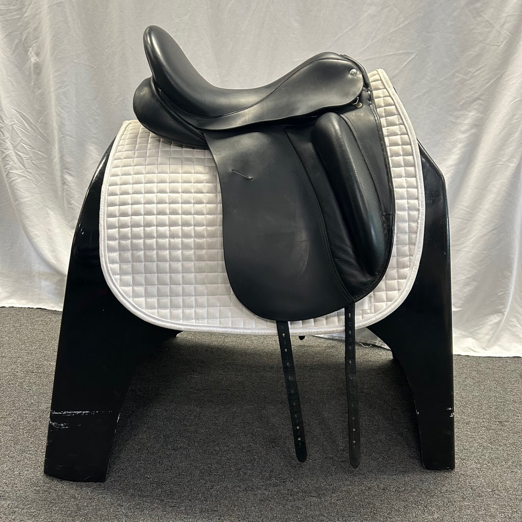 Used Custom Signature Wolfgang Solo 17.5" Dressage Saddle