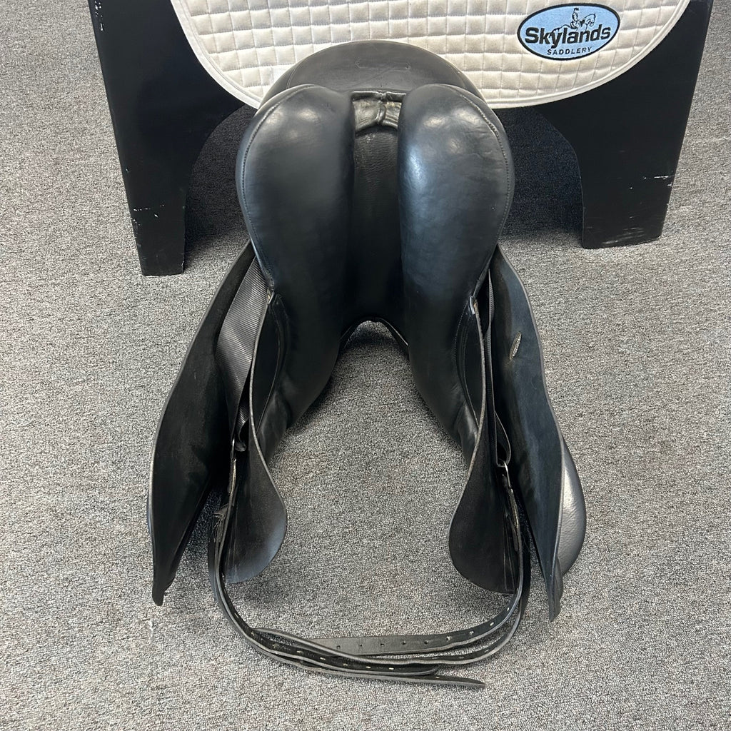 Used Custom Signature Wolfgang Solo 17.5" Dressage Saddle